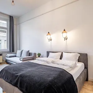 king-david-apartment.inbudapesthotels.com/